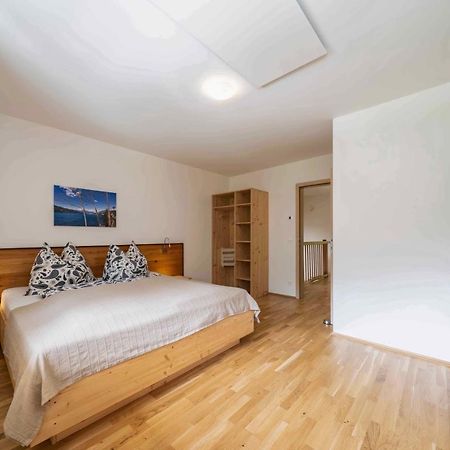 1Schoenes Ferienhaus Im Sonnigen Kaernten Döbriach Buitenkant foto