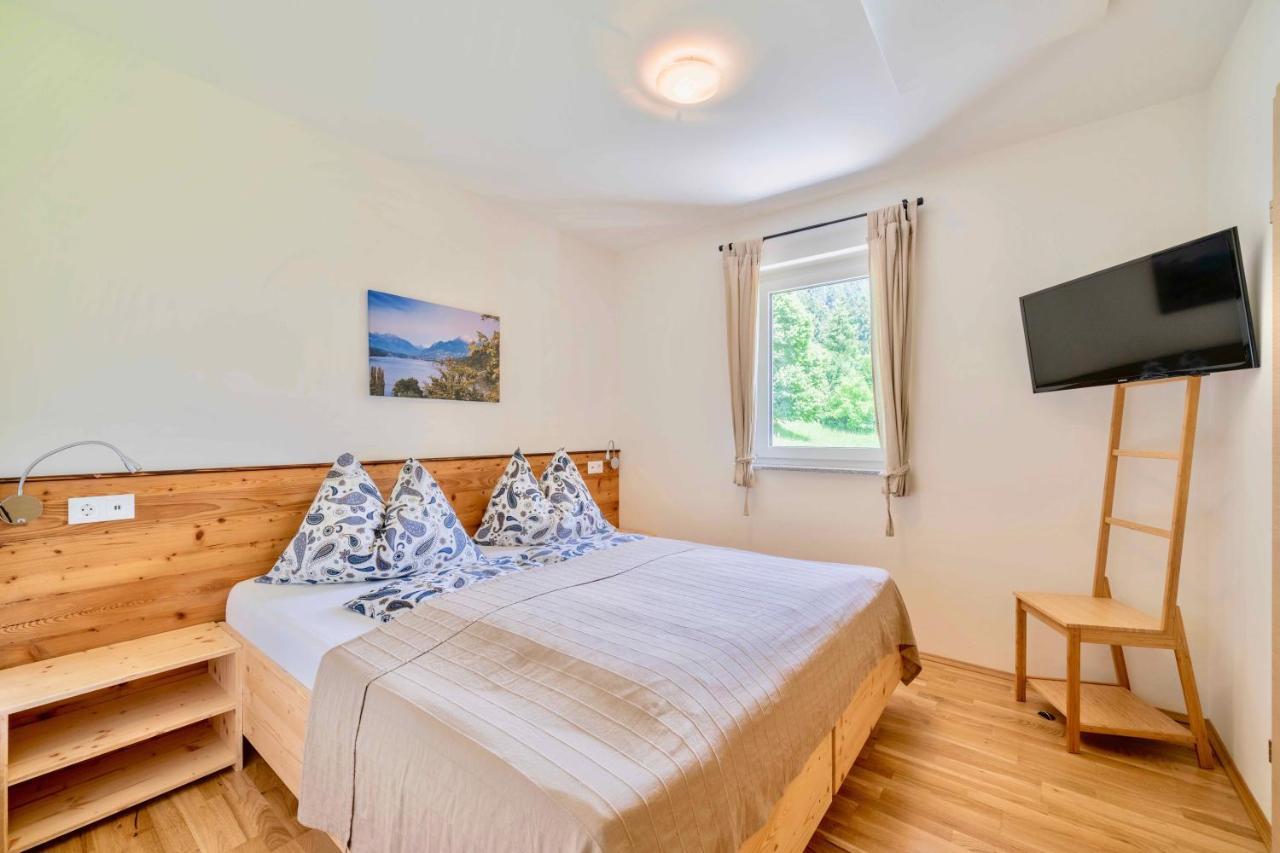 1Schoenes Ferienhaus Im Sonnigen Kaernten Döbriach Buitenkant foto