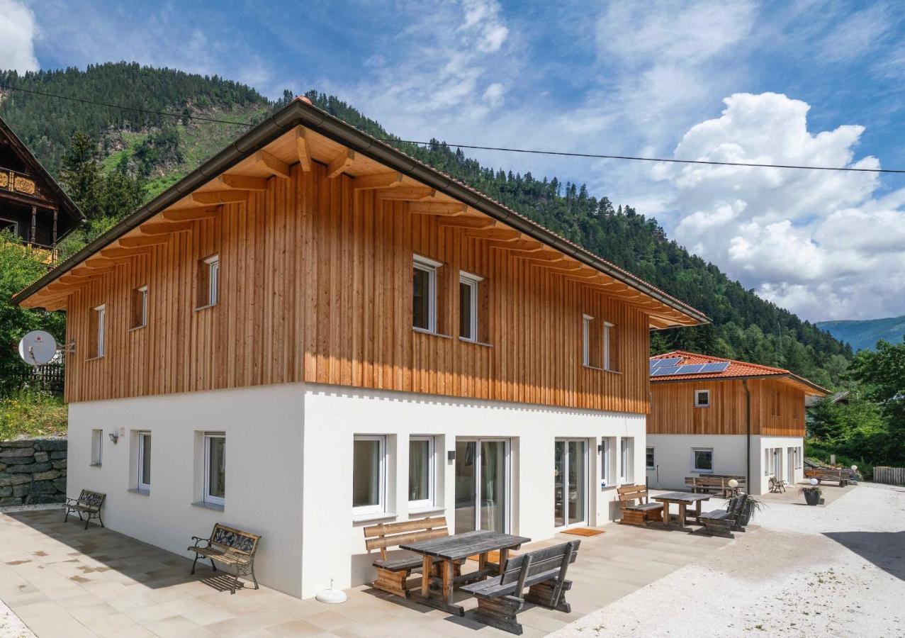 1Schoenes Ferienhaus Im Sonnigen Kaernten Döbriach Buitenkant foto
